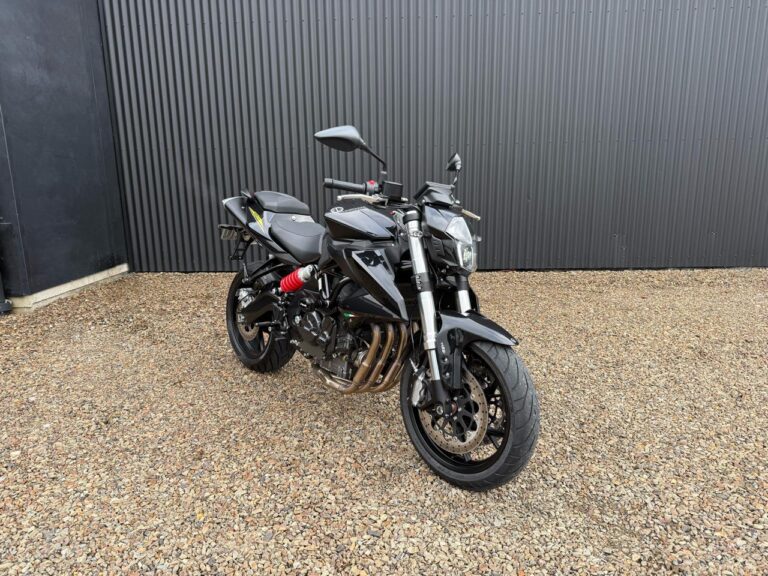 2022 Benelli TNT600i