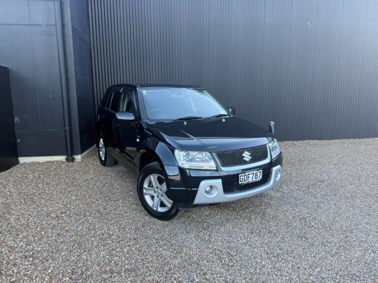 2005 Suzuki Escudo