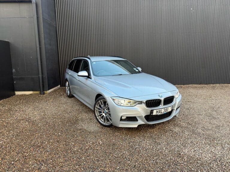 2013 BMW 318d M-Sport