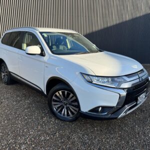 2020 Mitsubishi Outlander LS