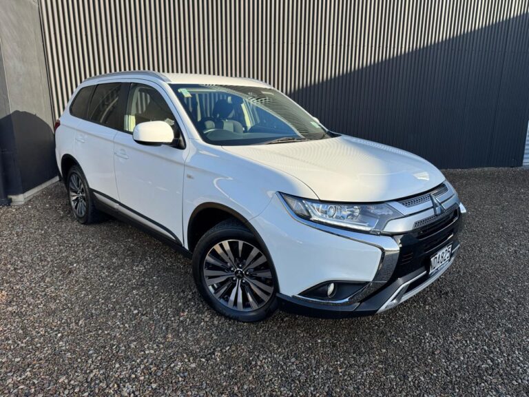 2020 Mitsubishi Outlander LS