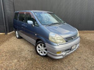 1999 Nissan Serena