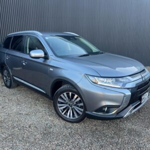 2021 Mitsubishi Outlander LS